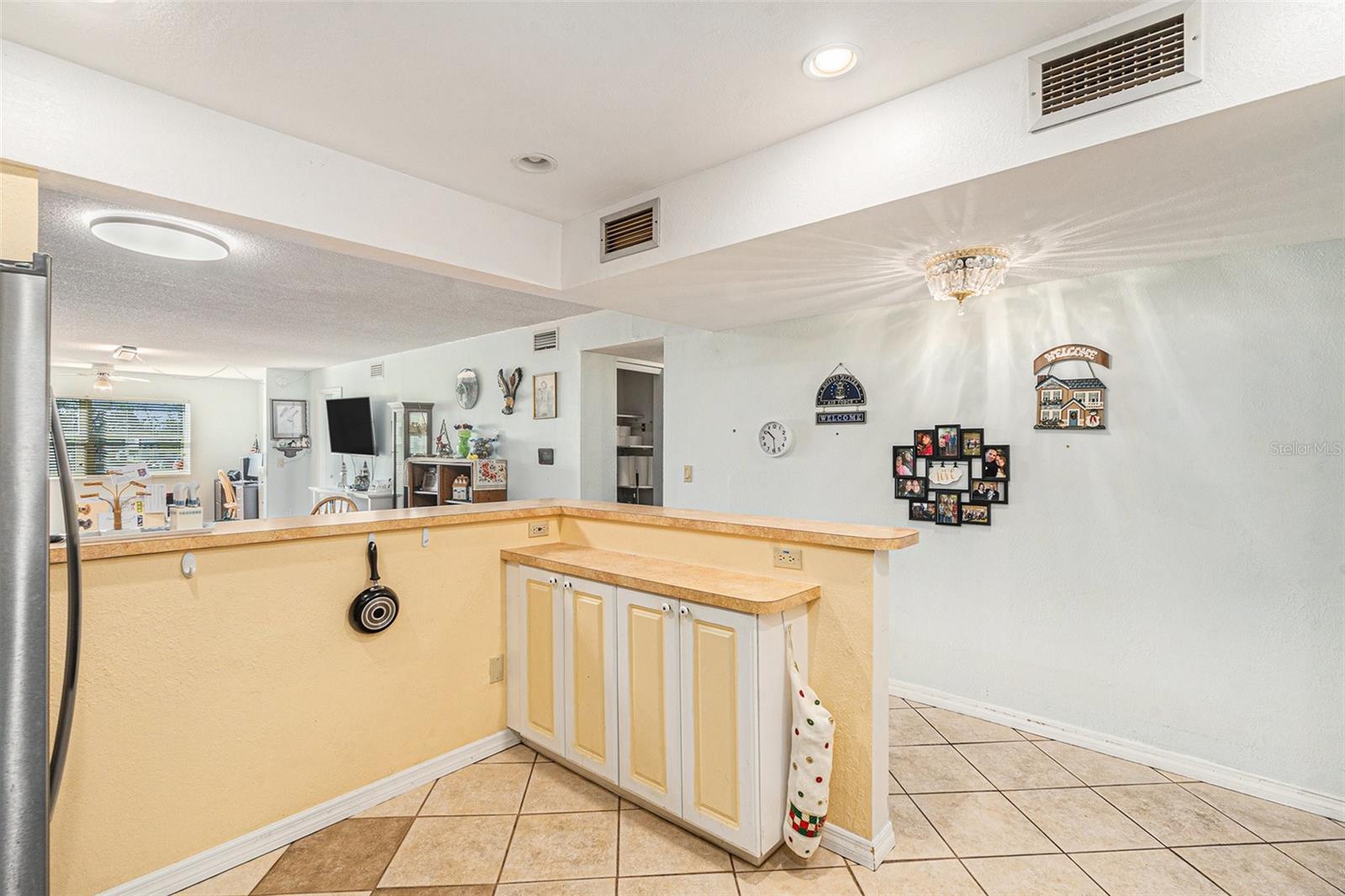 Kitchen With Breakfast Bar