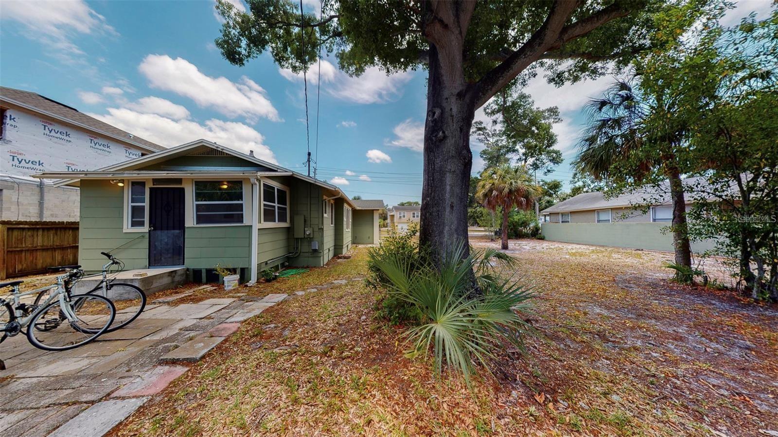 Single Family Lot Next door to the property 50x127