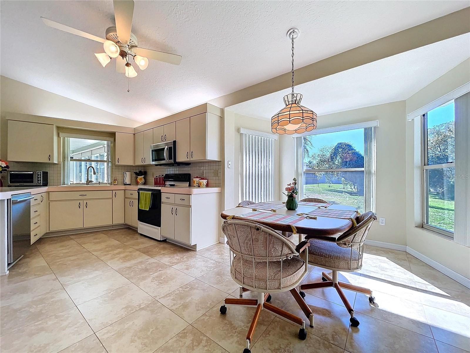 View Breakfast Nook