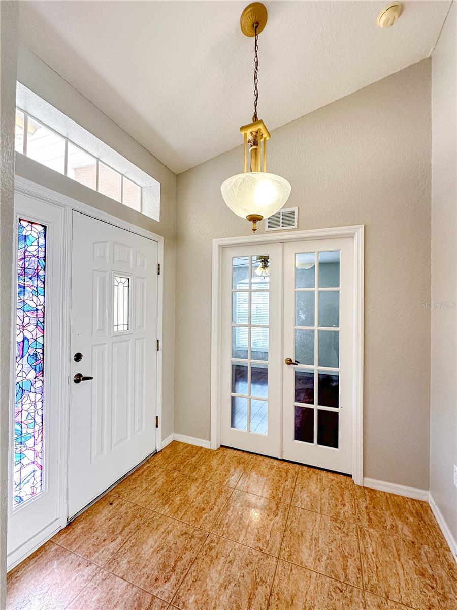 dining room / living room