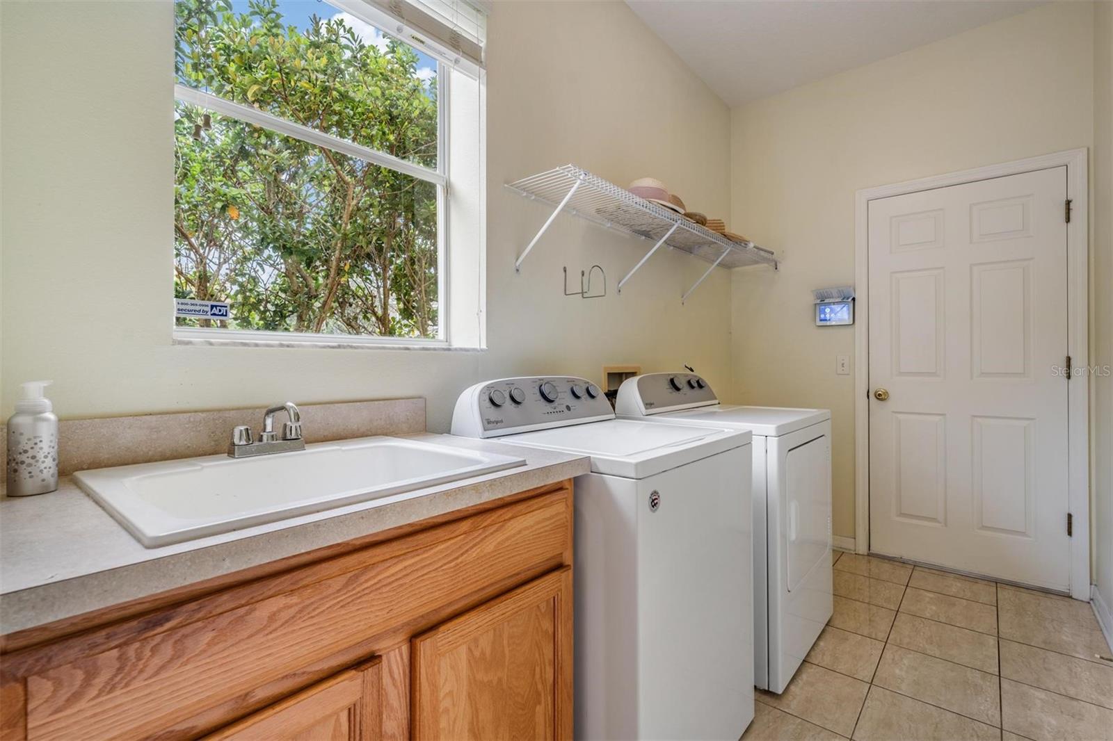 Walk-in laundry room