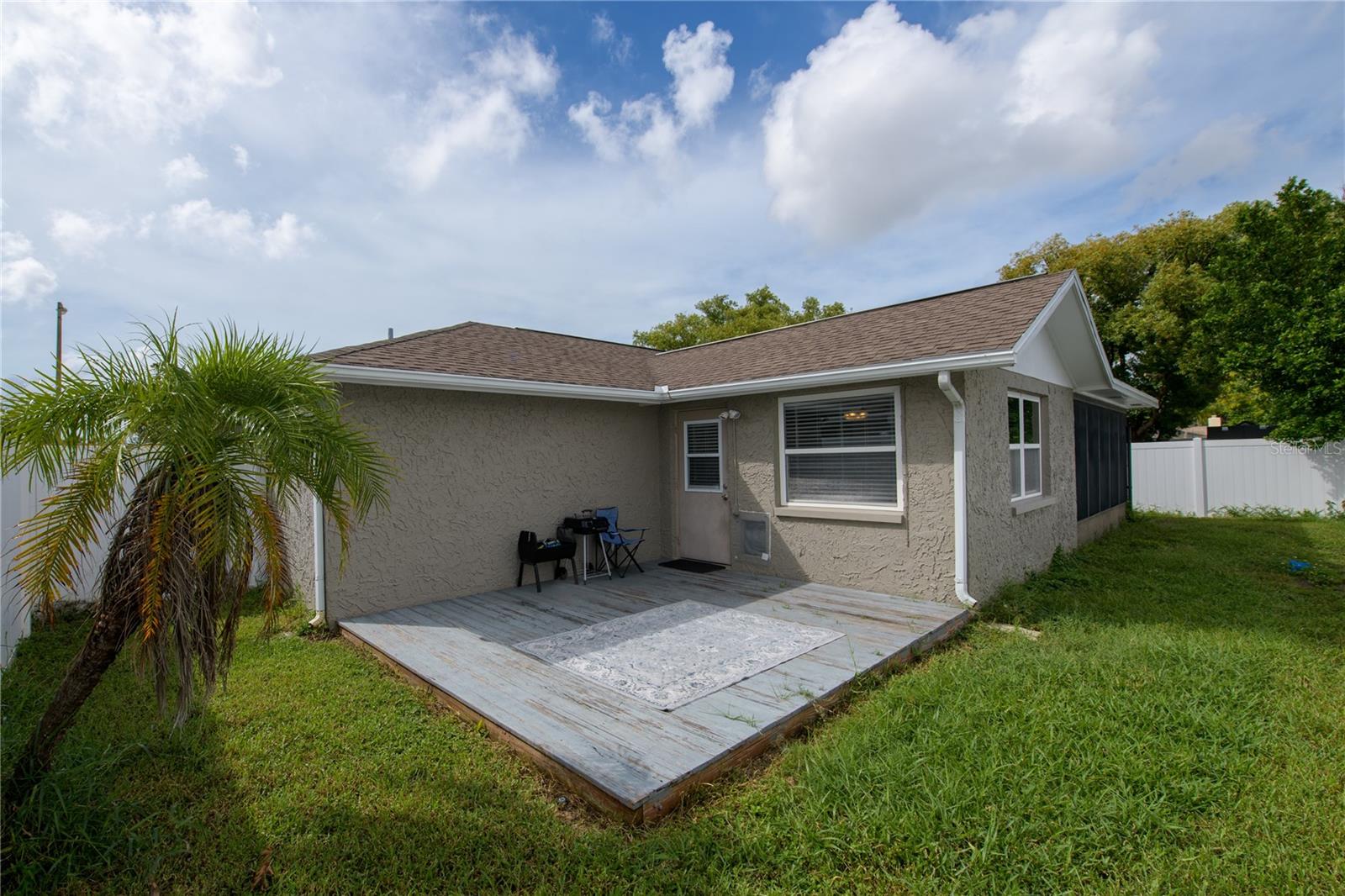 Backyard / deck