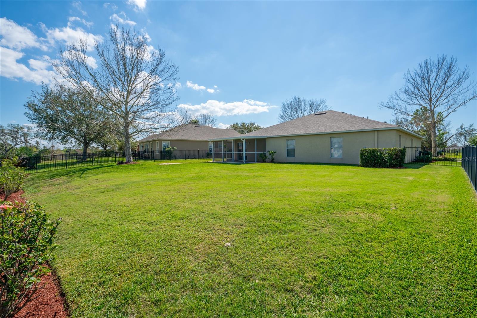 HUGE backyard, plenty of room for a pool