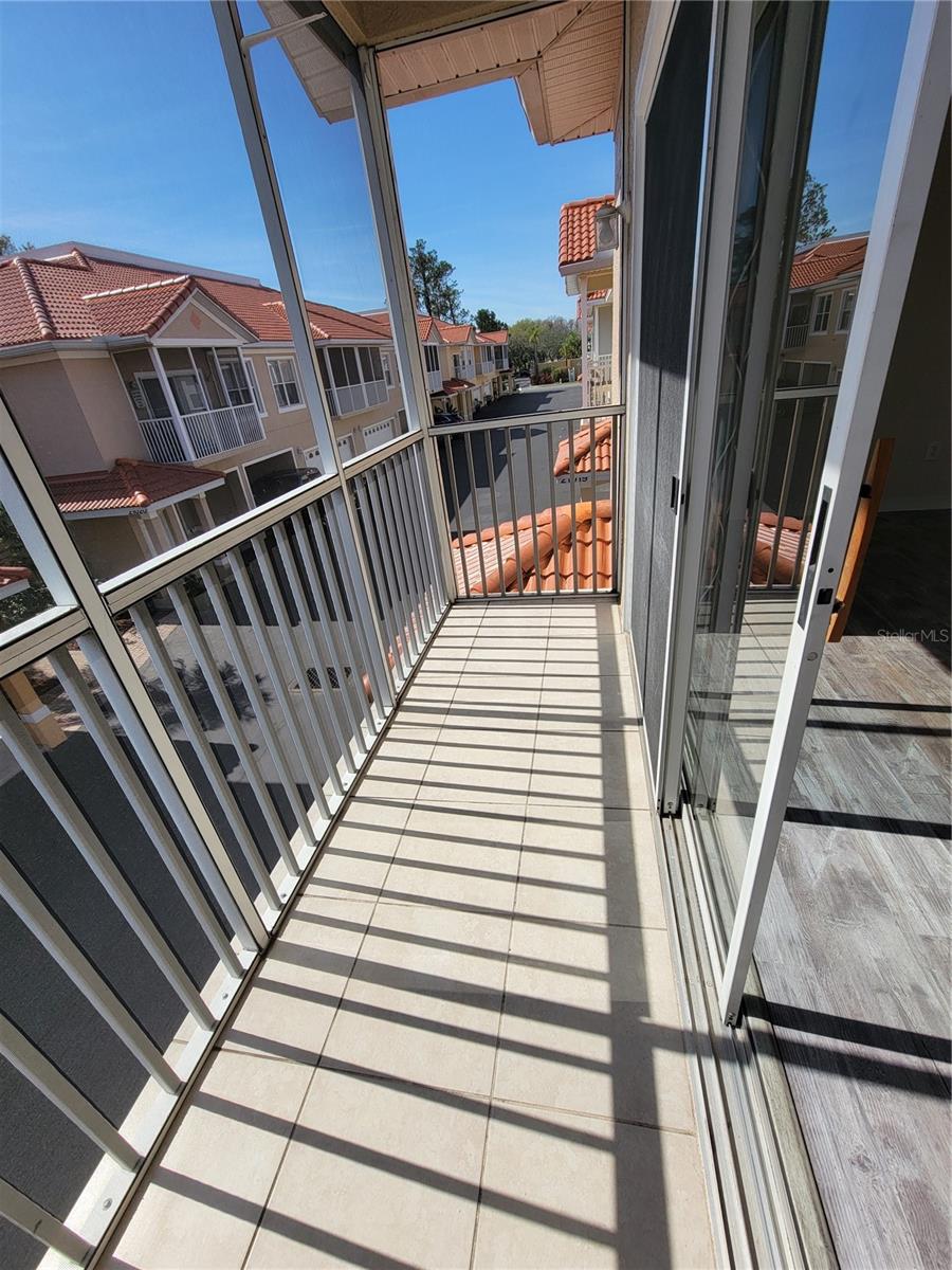 Living Room Balcony (1)