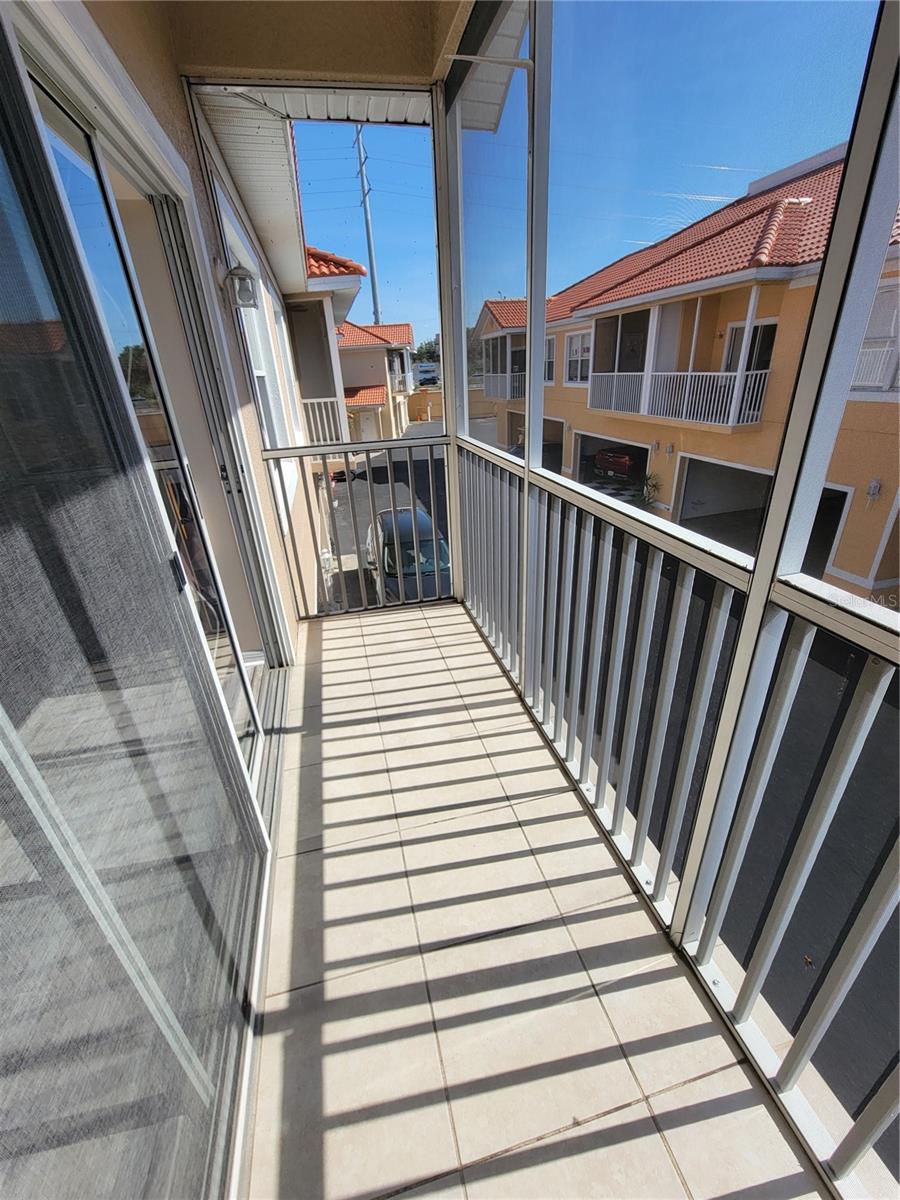 Living Room Balcony (2)