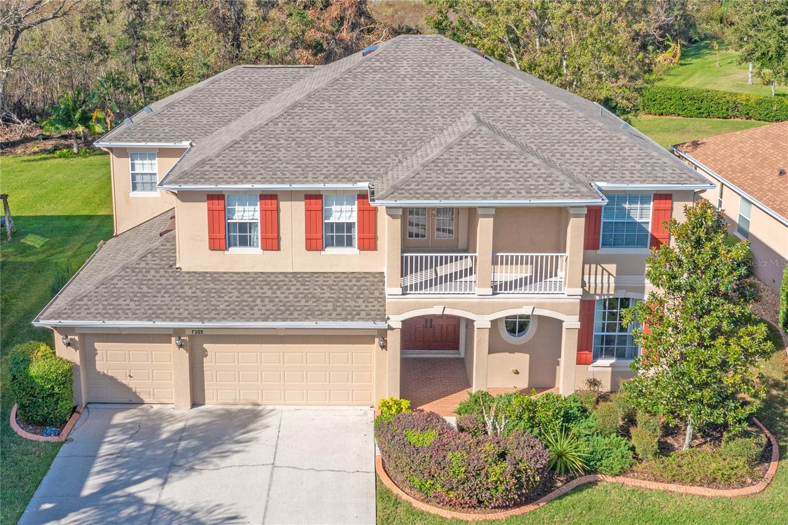 This photo features the new 30 year shingle roof!