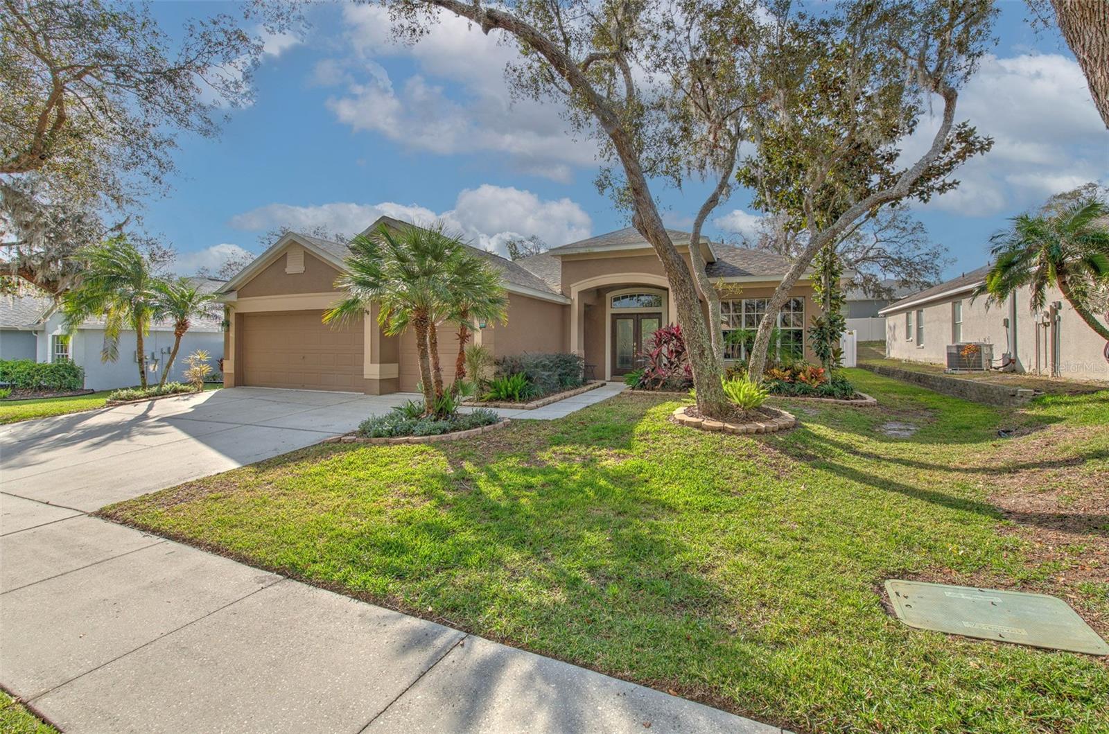 Front Elevation, Moss Creek Community