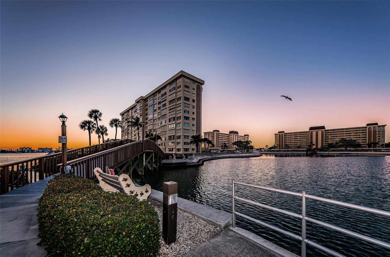 Bridge around the lagoon