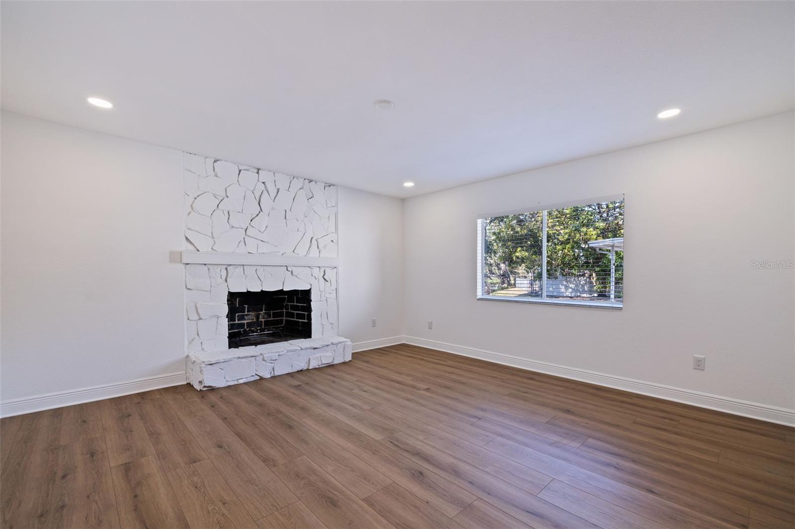 Fireplace/Family Room