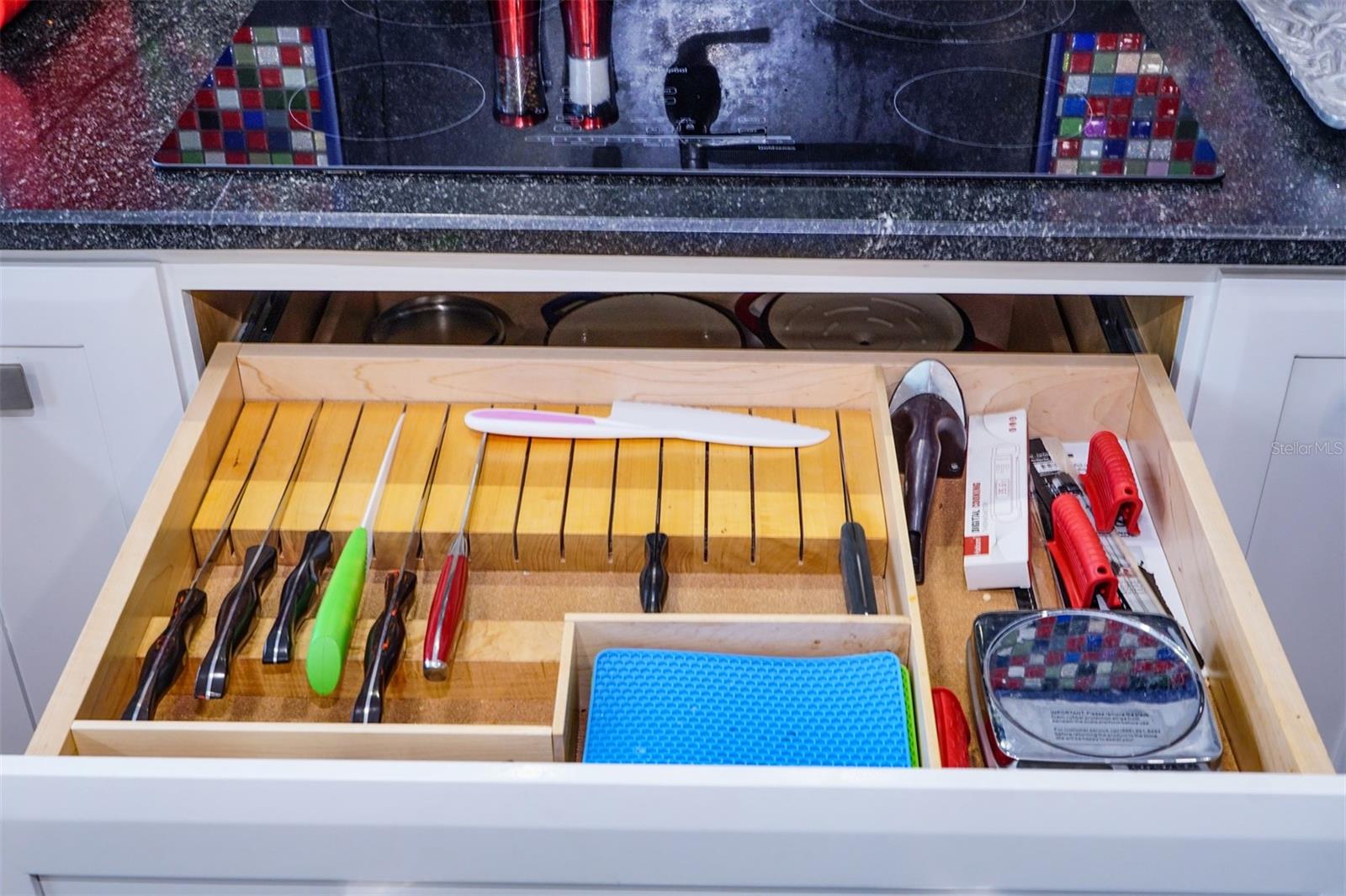 Knive and Utility Drawer