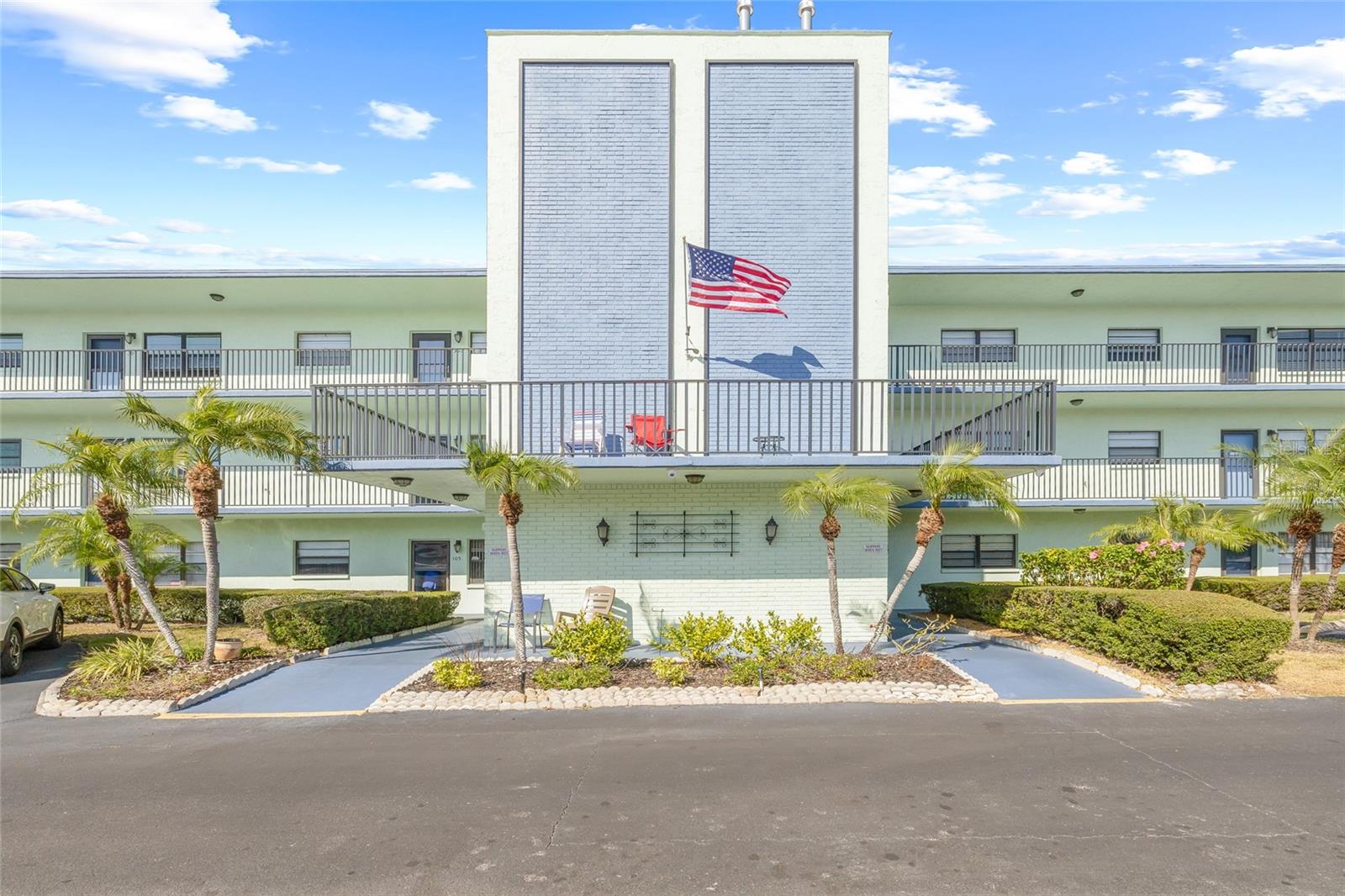 Welcome to the Exeter Building at Five Towns.