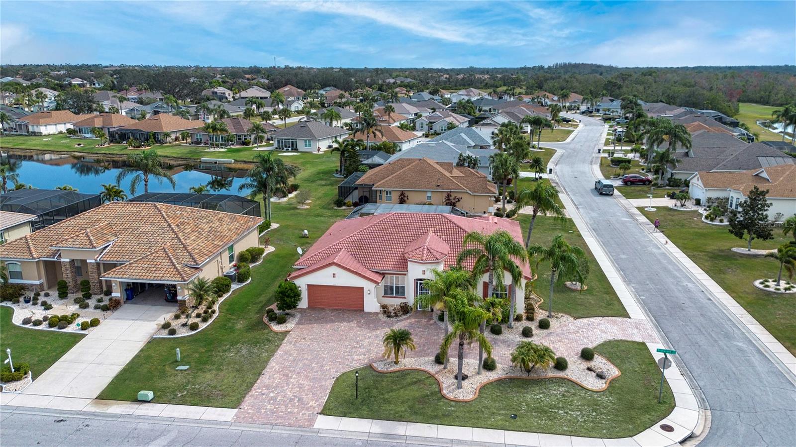 Arereal view Front of home circular paver drive