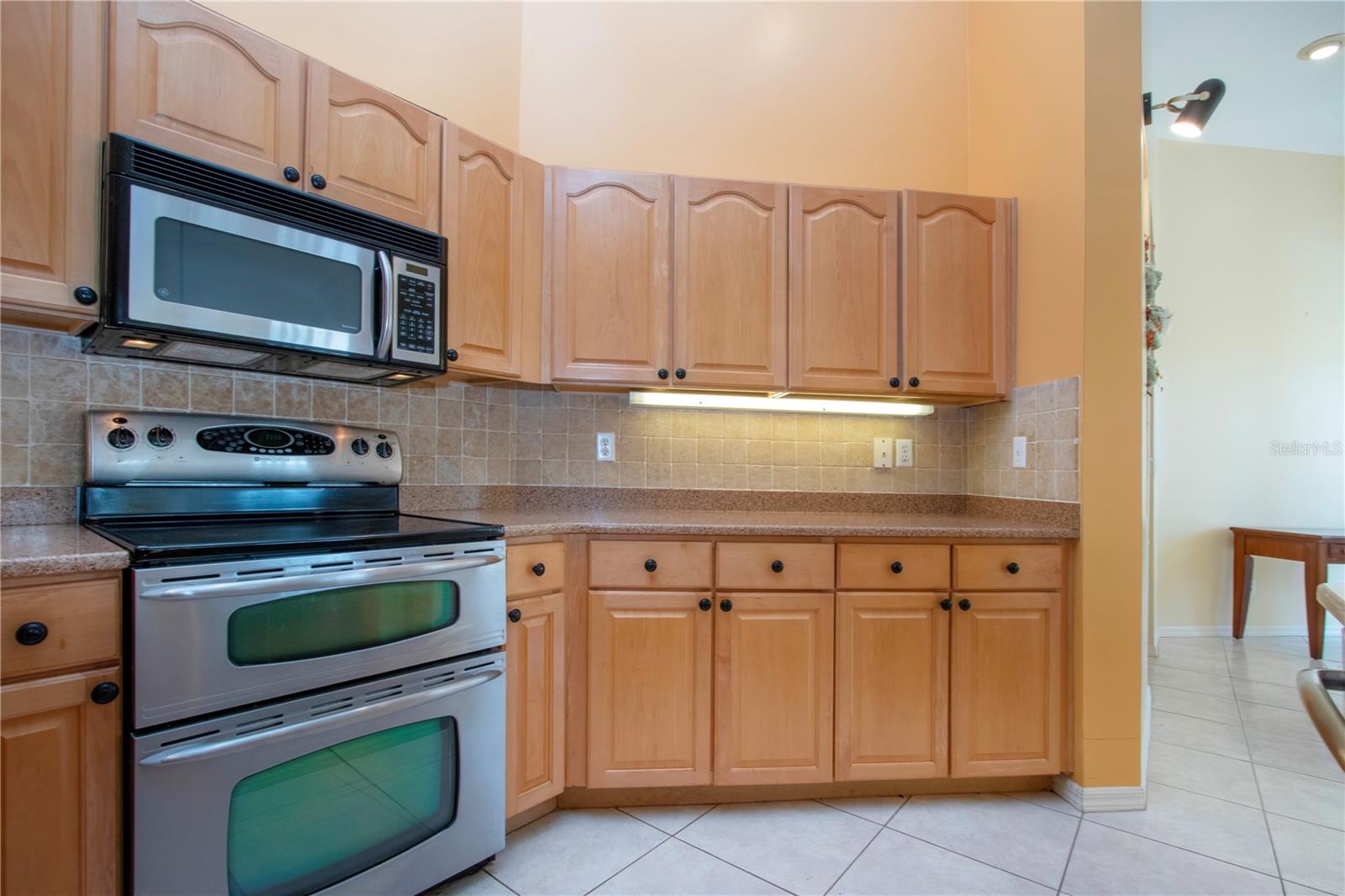 Kitchen. View of convection oven