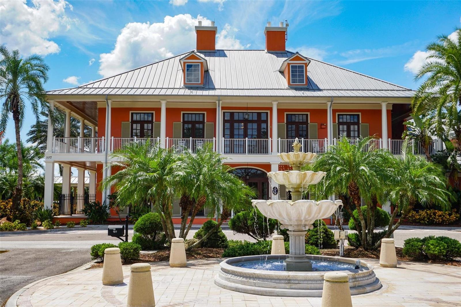 Clubhouse with lots of amenities!