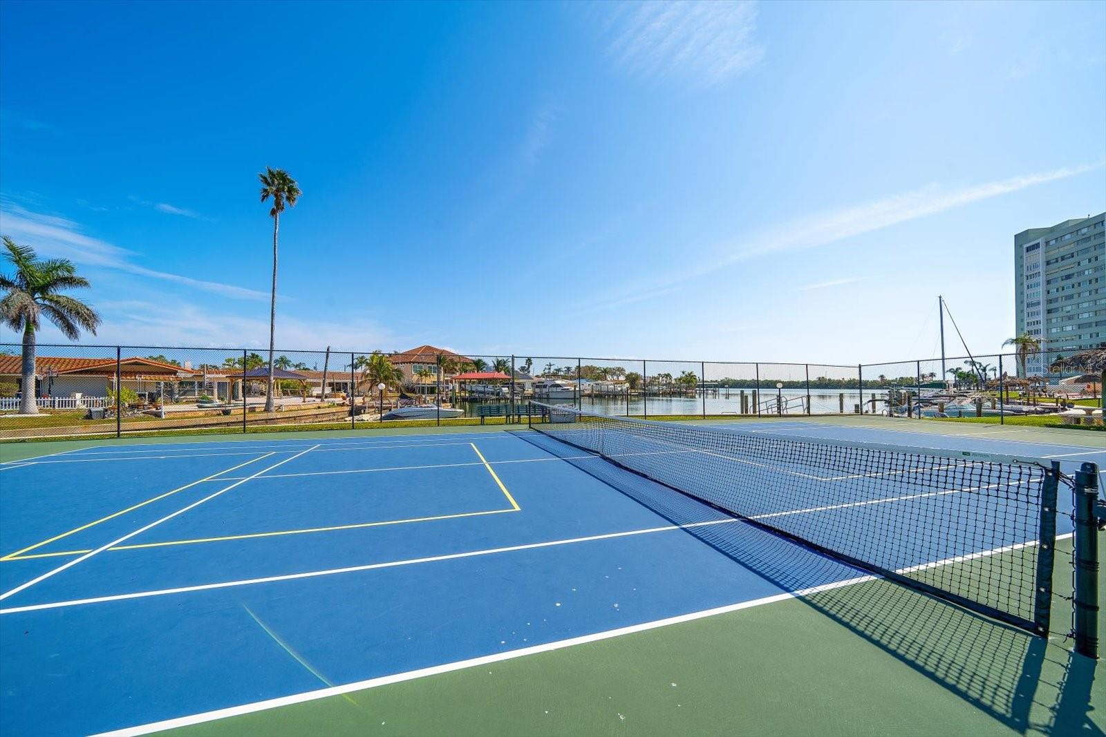 Tennis/Pickleball court