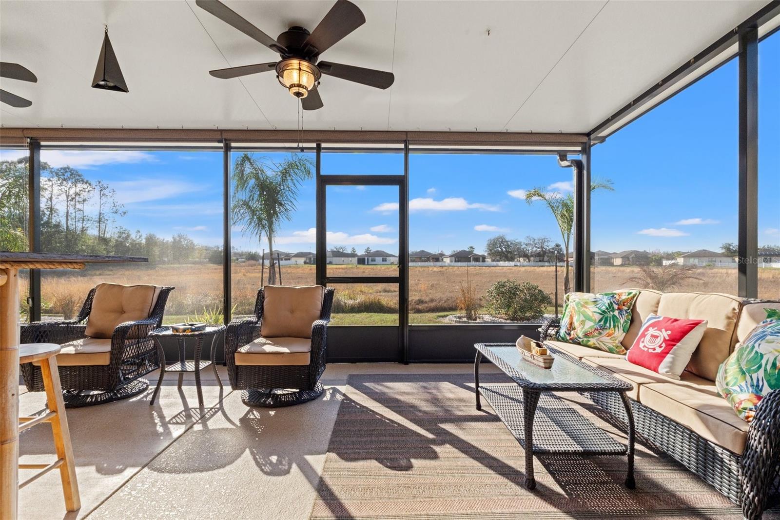 screen enclosed porch