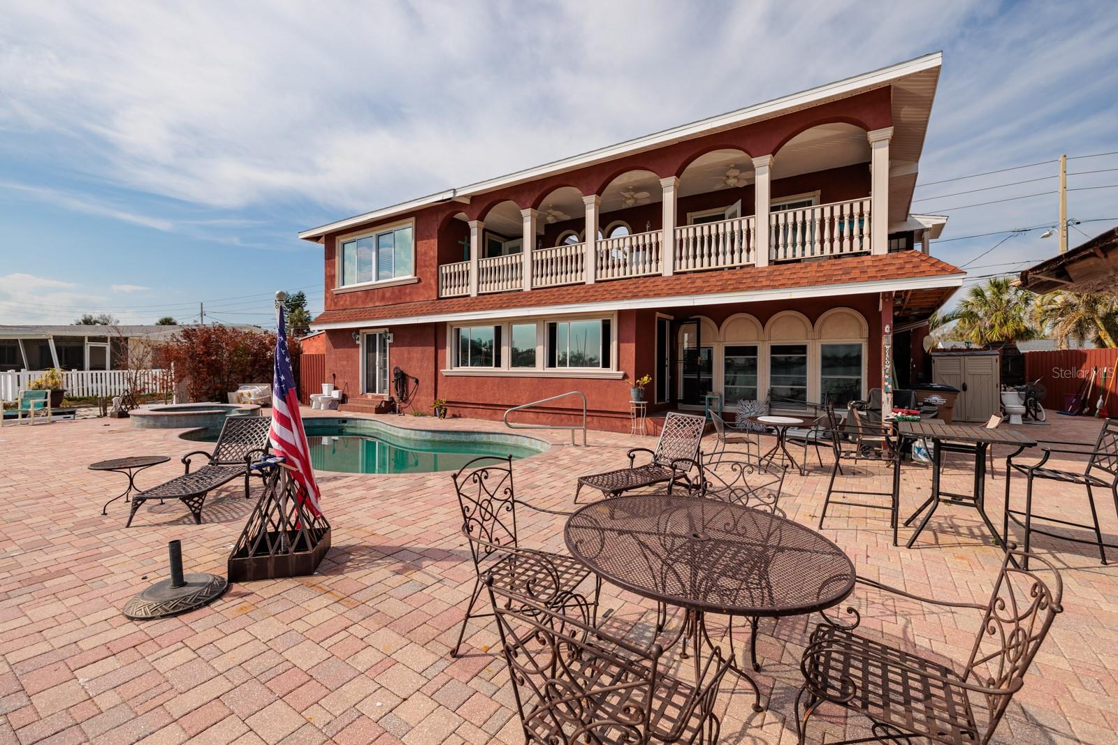 Large upstairs porch. In Law Suite on upper right.