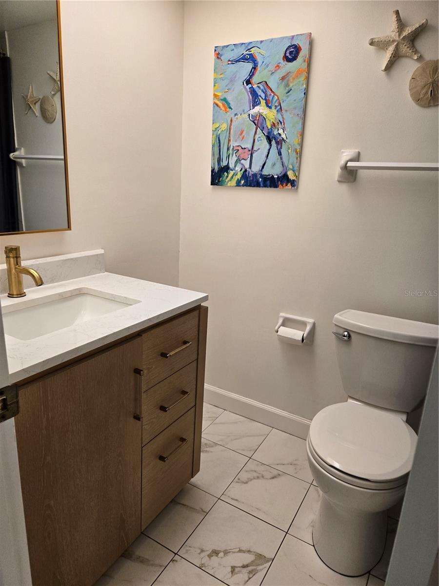 Updated Guest Bathroom