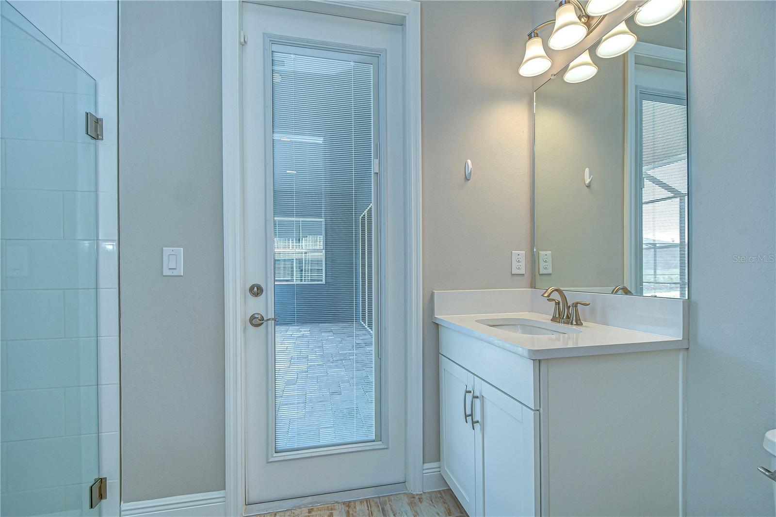 Bathroom is accessible to the lanai!