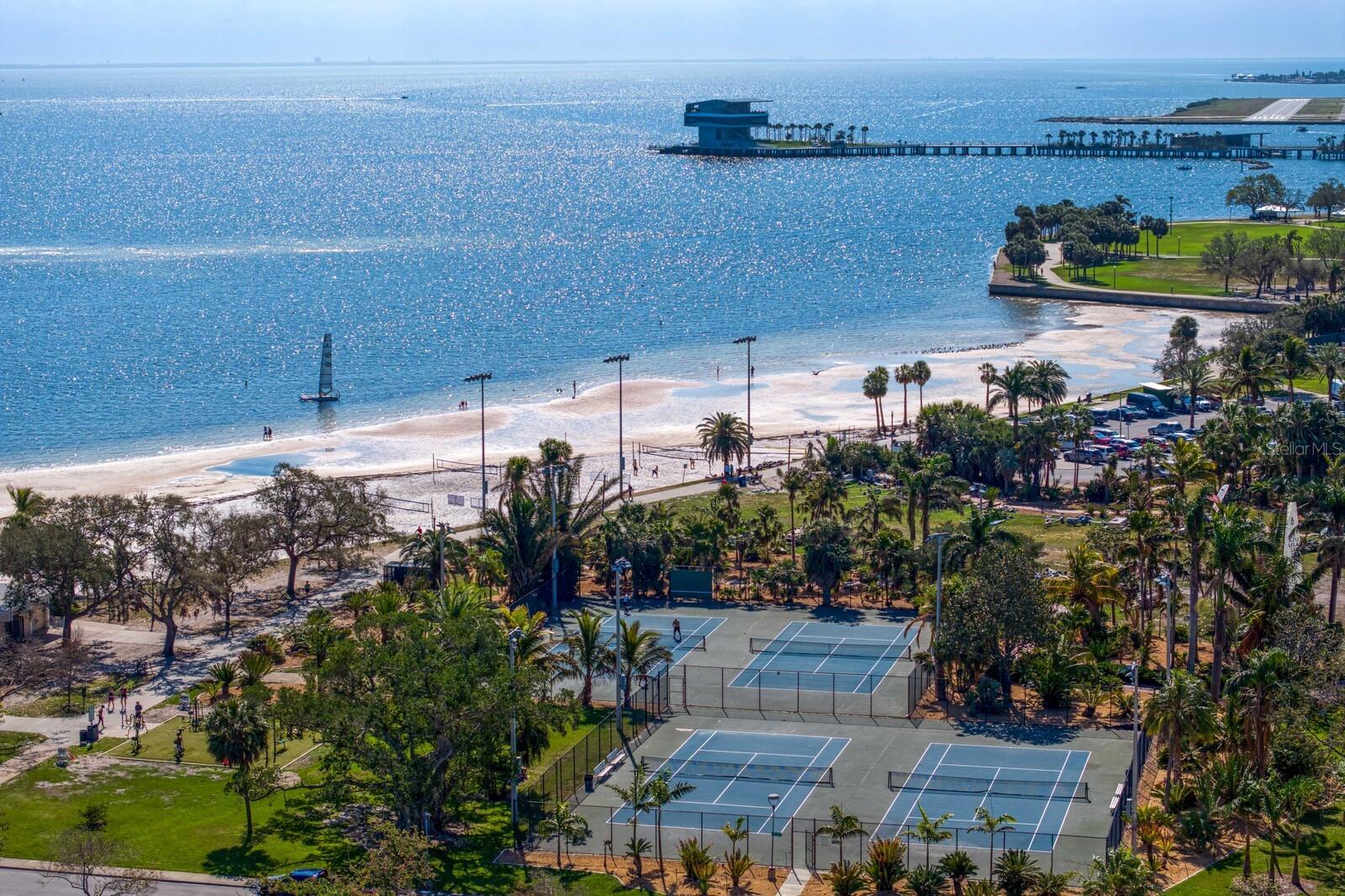 Panoramic Water Views from Rooftop. St Pete Pier