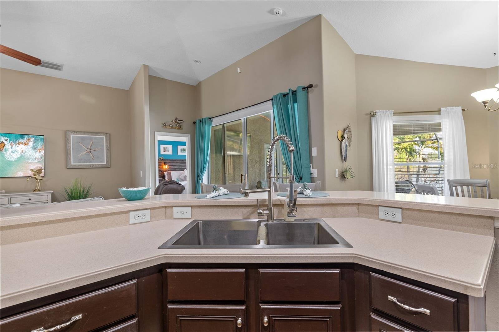 Breakfast Bar in Kitchen