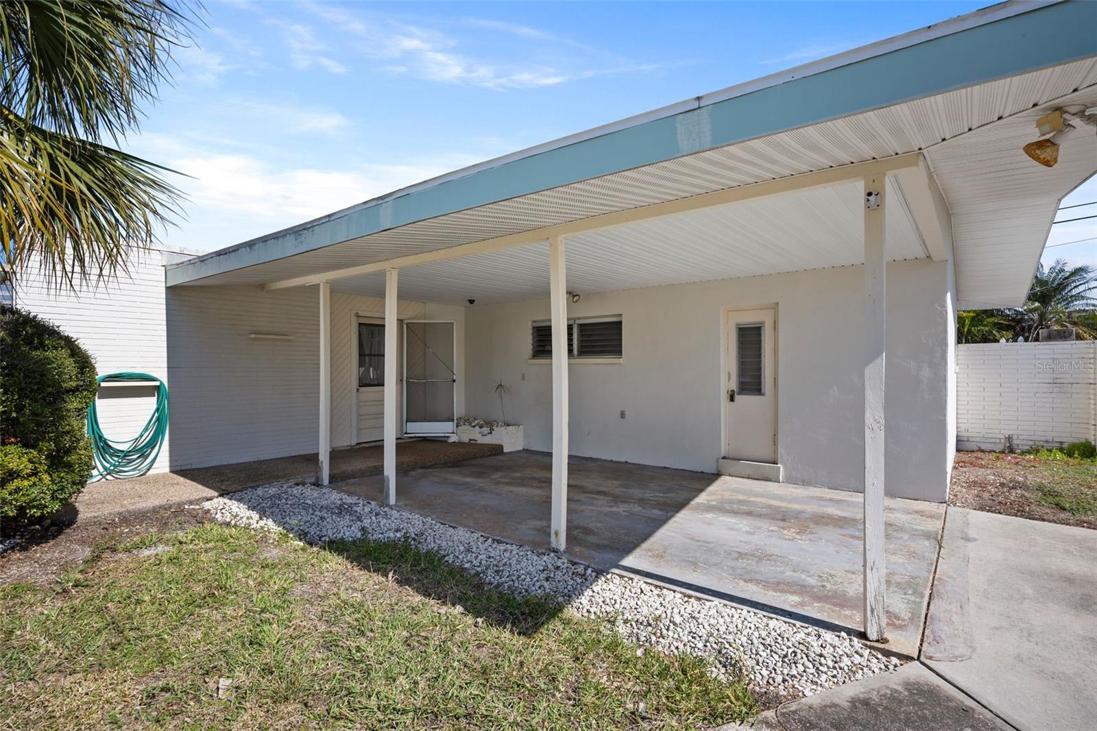 carport