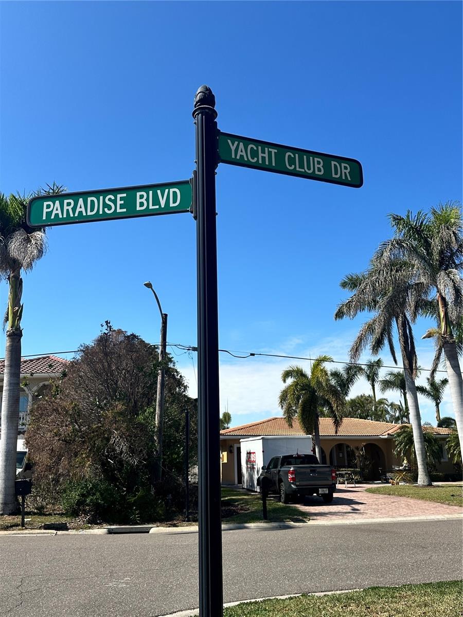 Yacht Club Drive