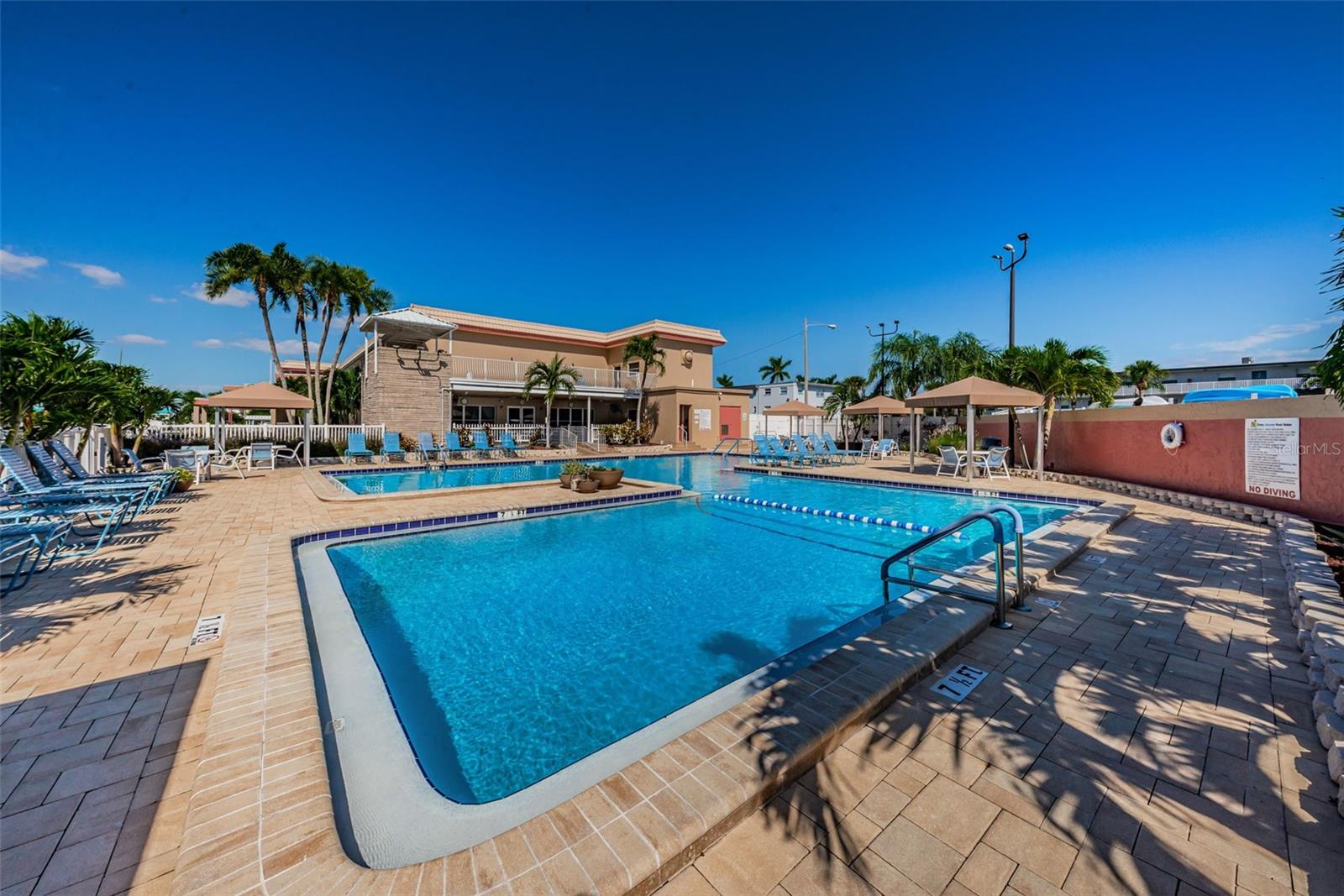 Pool 2