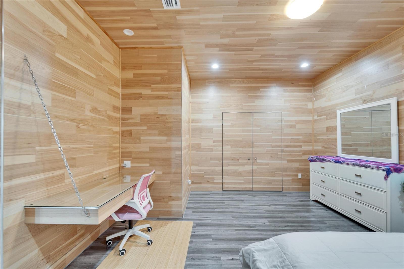 Guest Bedroom 1