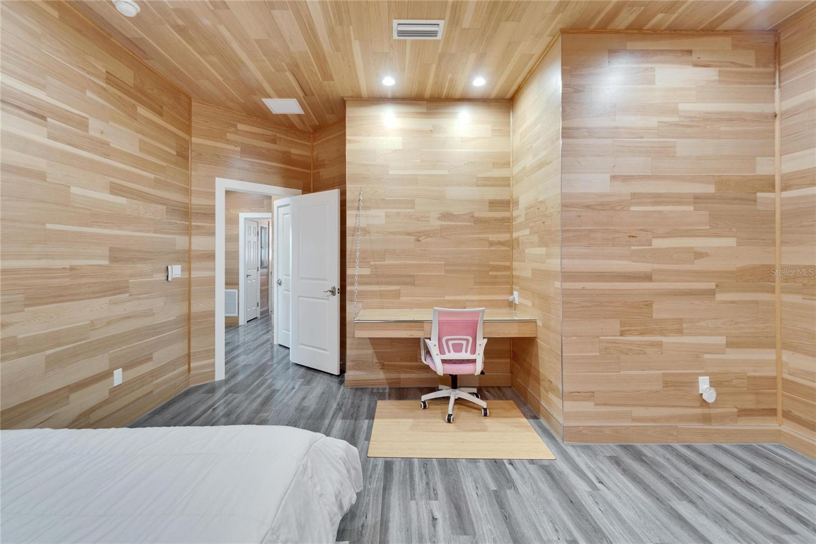 Guest Bedroom 1