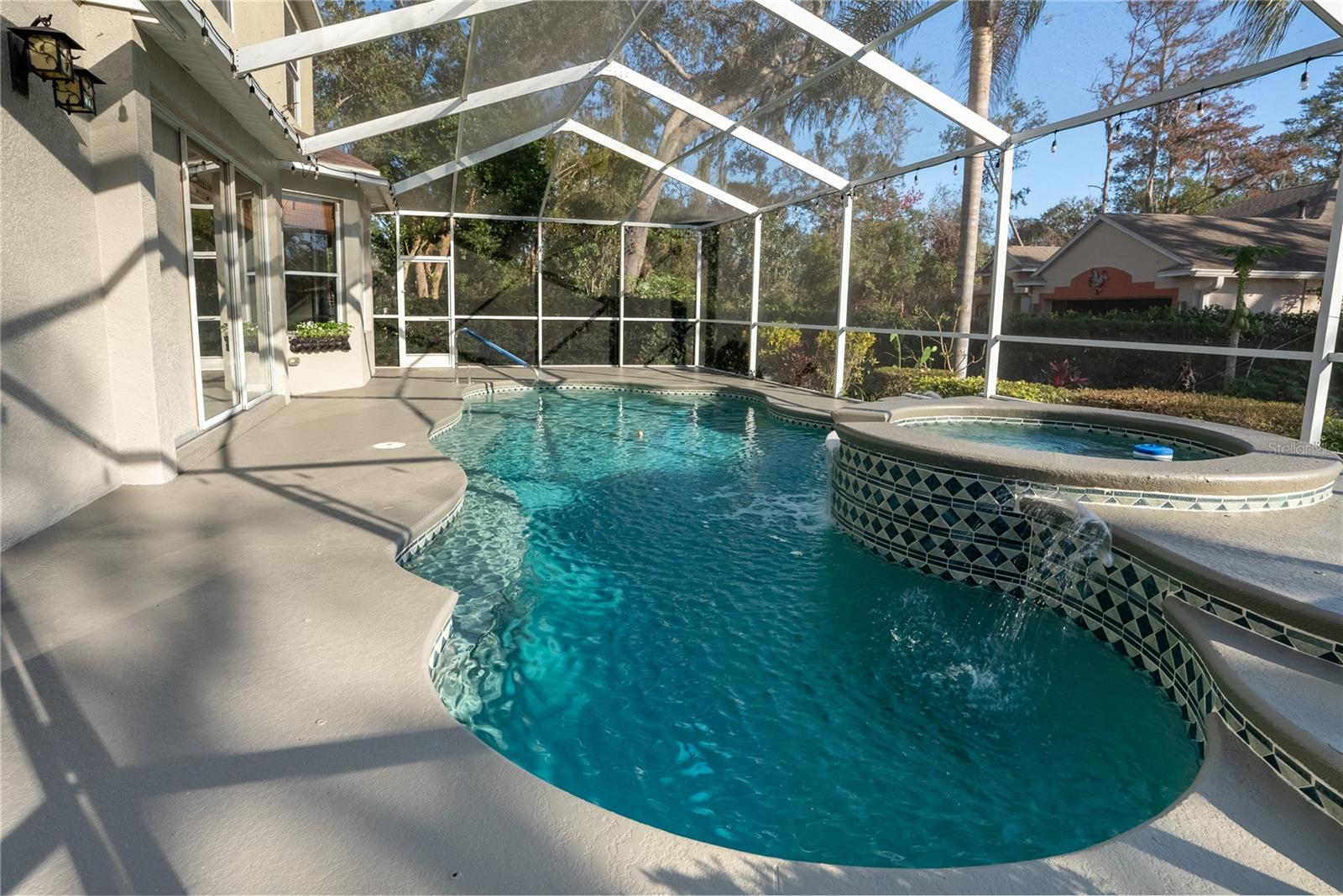 Pool and jacuzzi