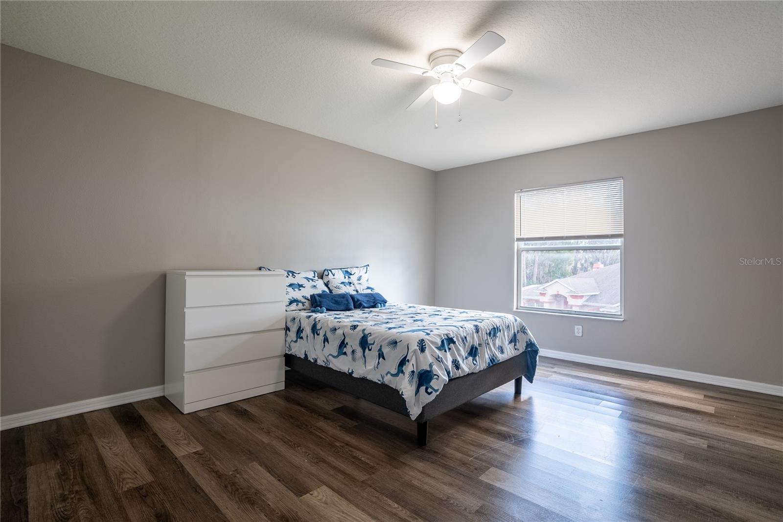 3rd Bedroom 2nd floor pool and lake view