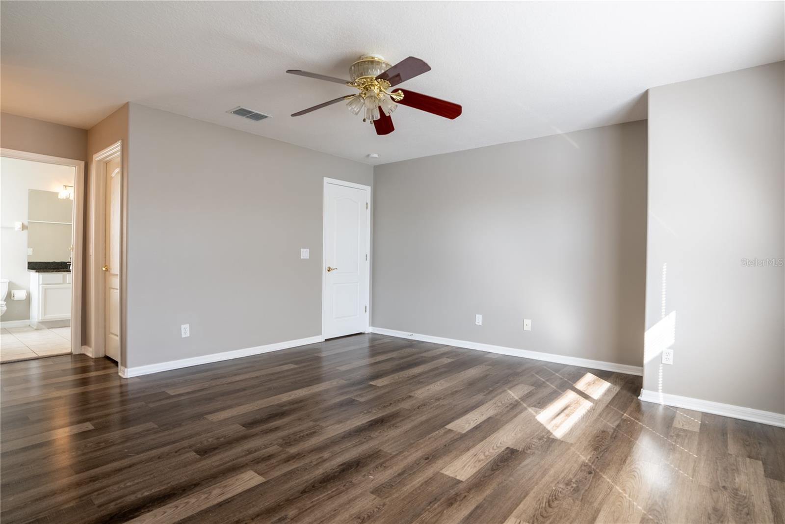 5th bedroom and 2nd floor Master lake view
