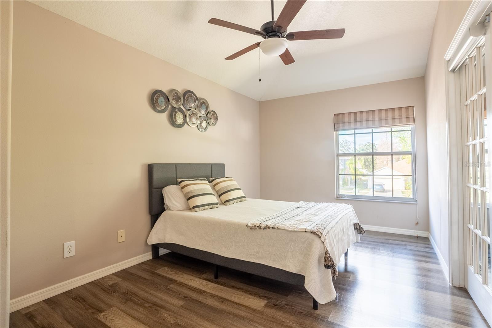 Den /Office /Guest room