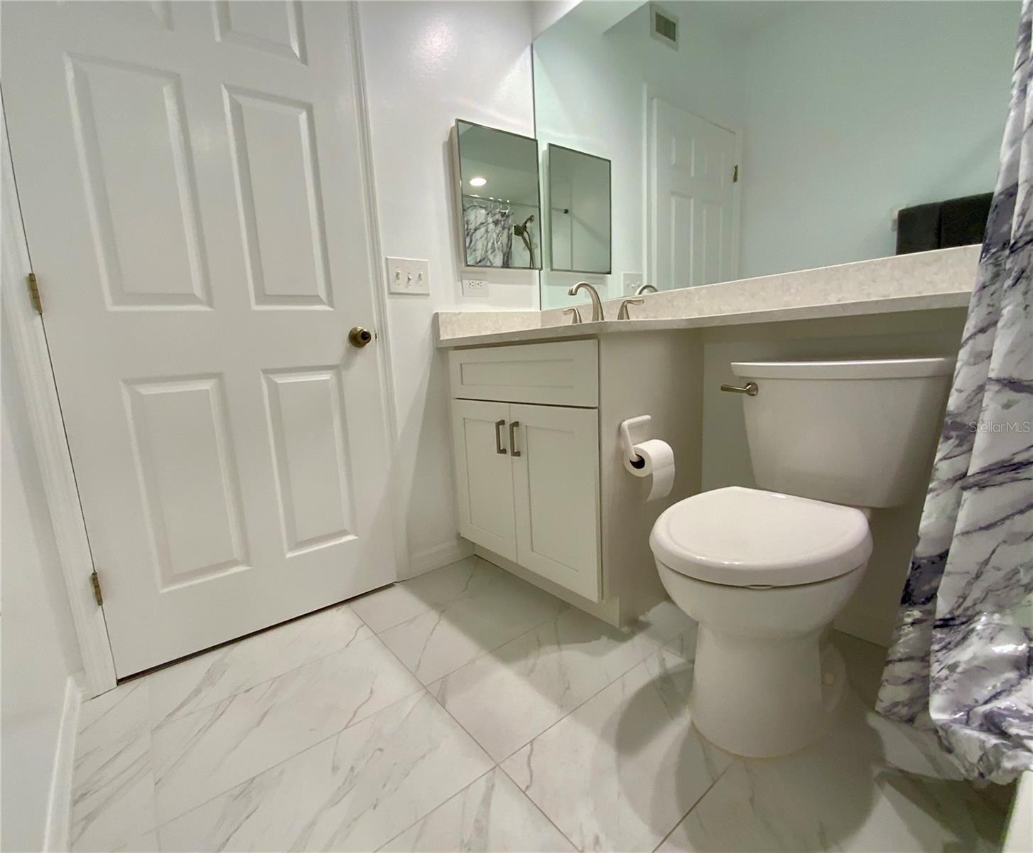 2nd Bathroom