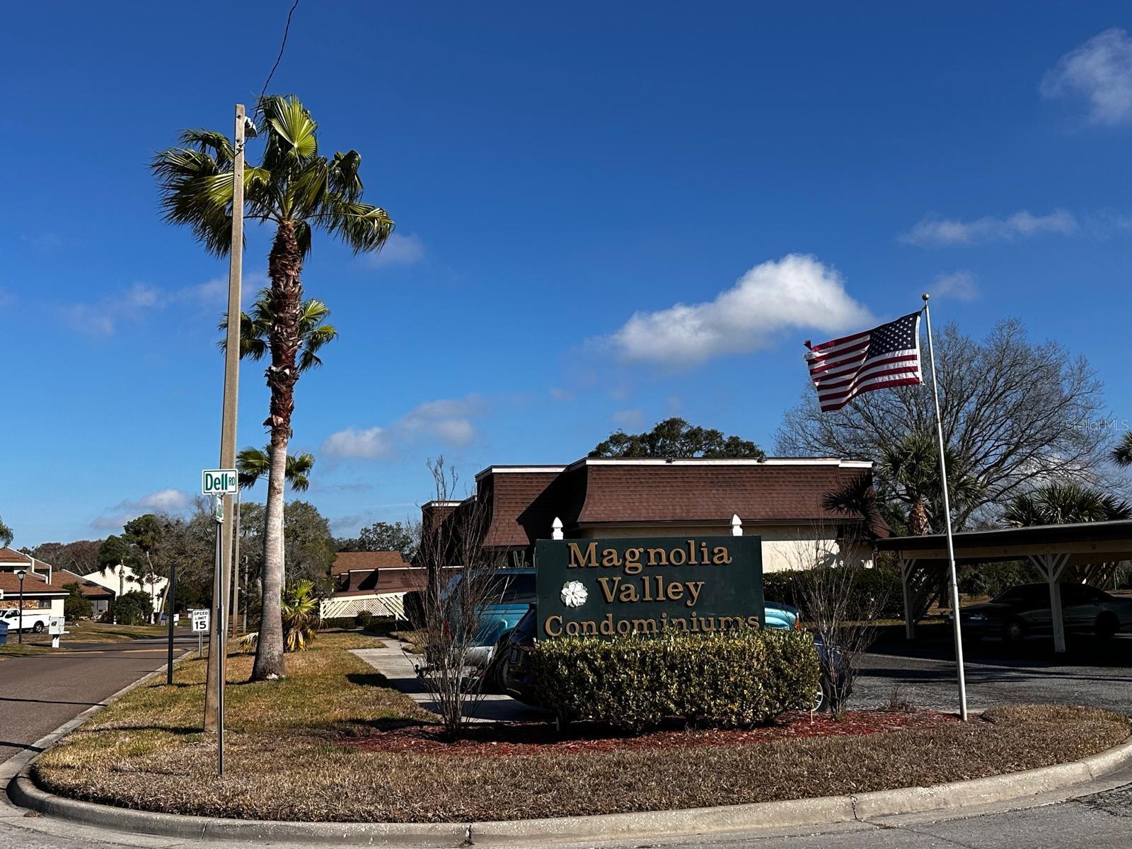 Public Entrance to Magnolia Valley