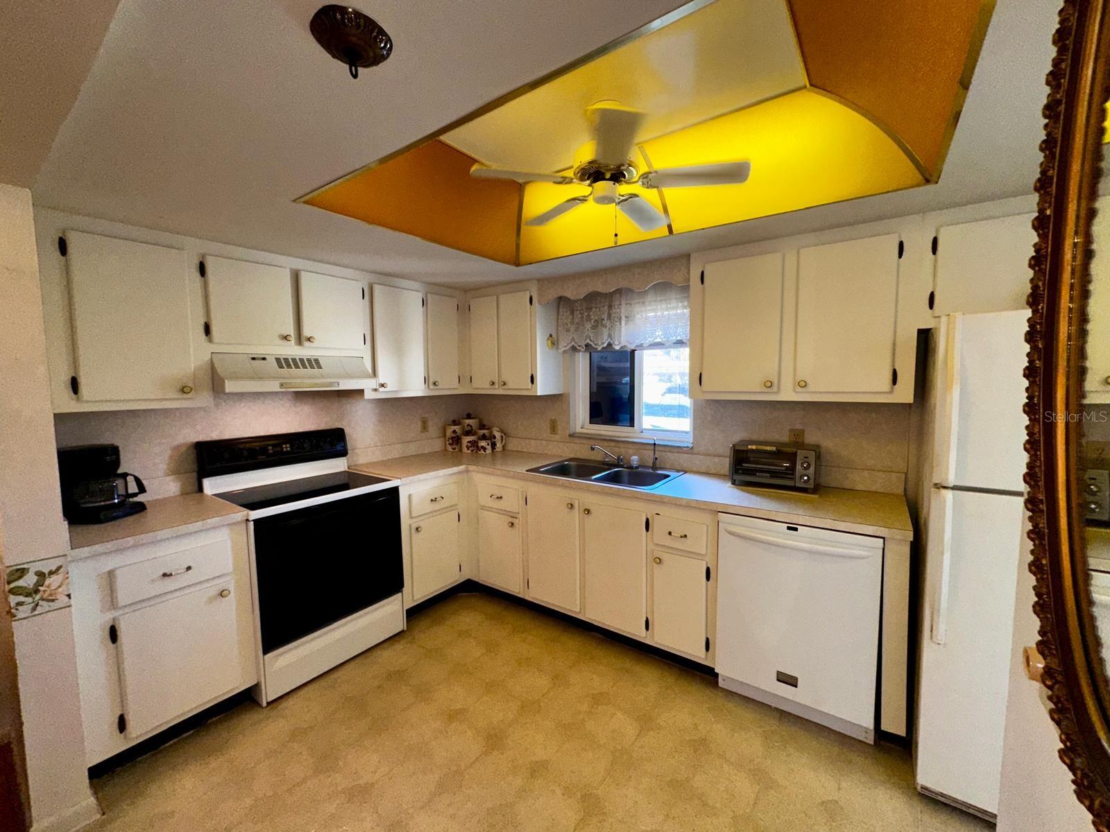 Open Kitchen