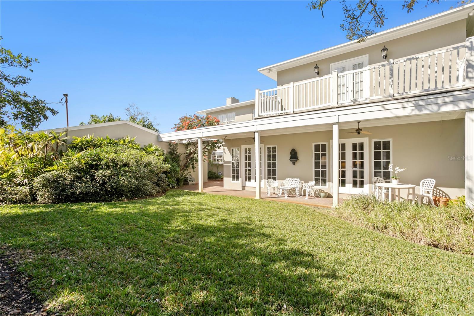 Spacious back yard