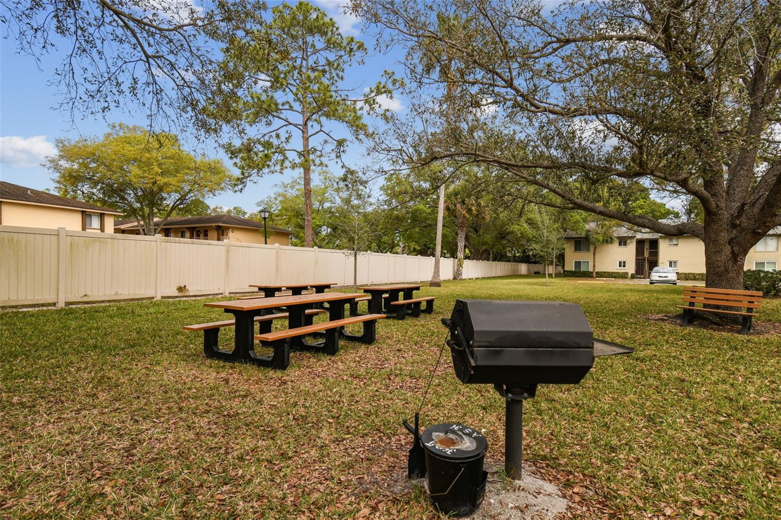 Grill/Picnic Area