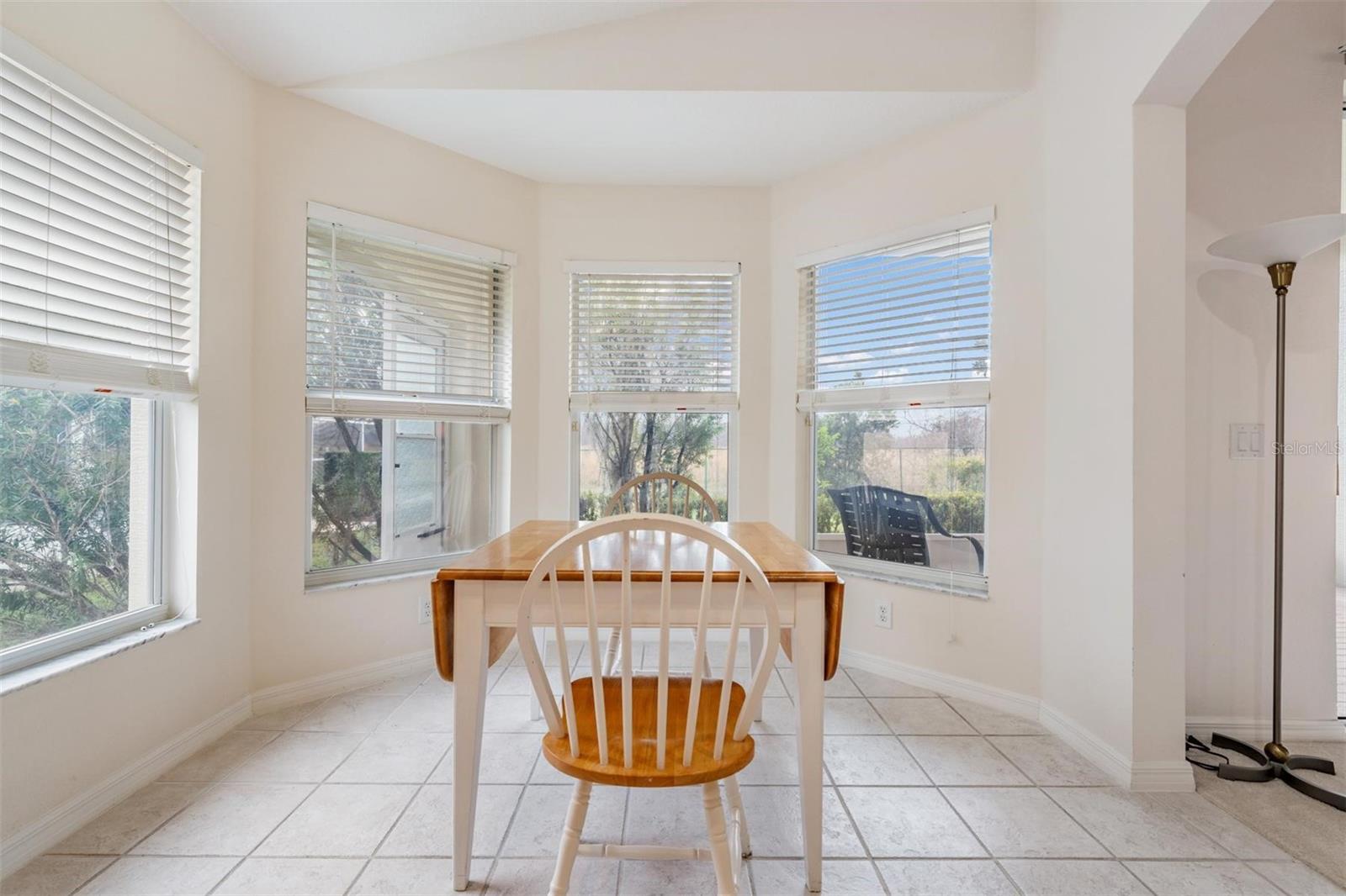 Sunny breakfast nook views lanai