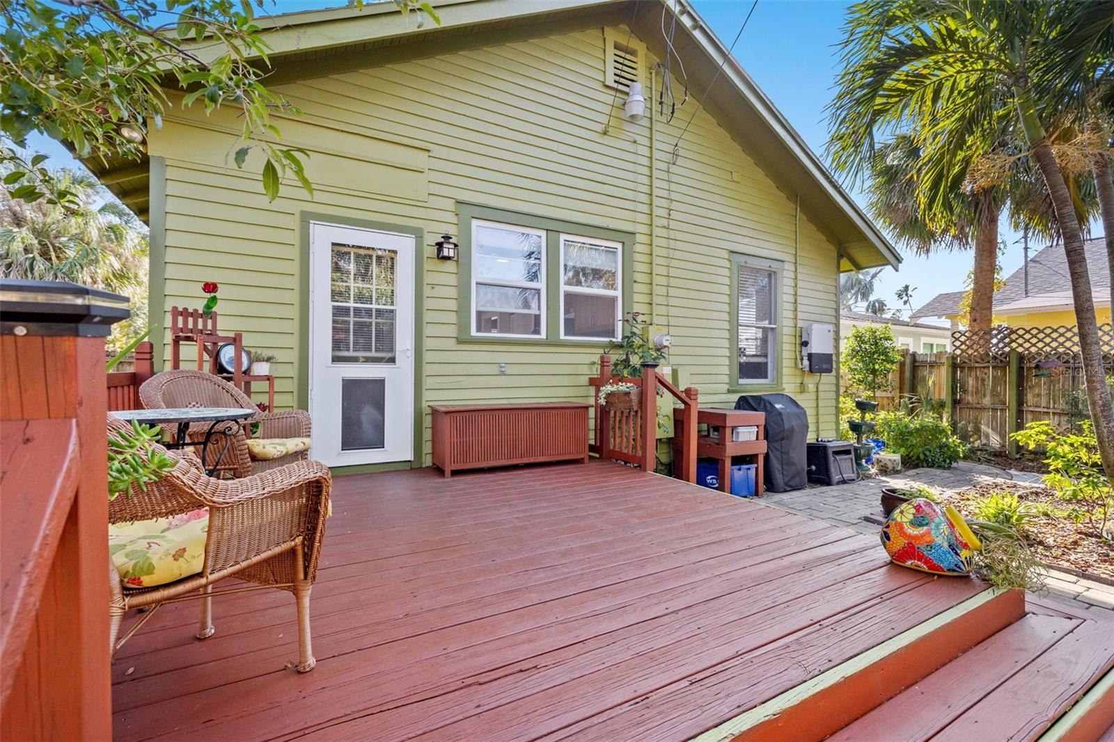 rear door entrance to garden and deck