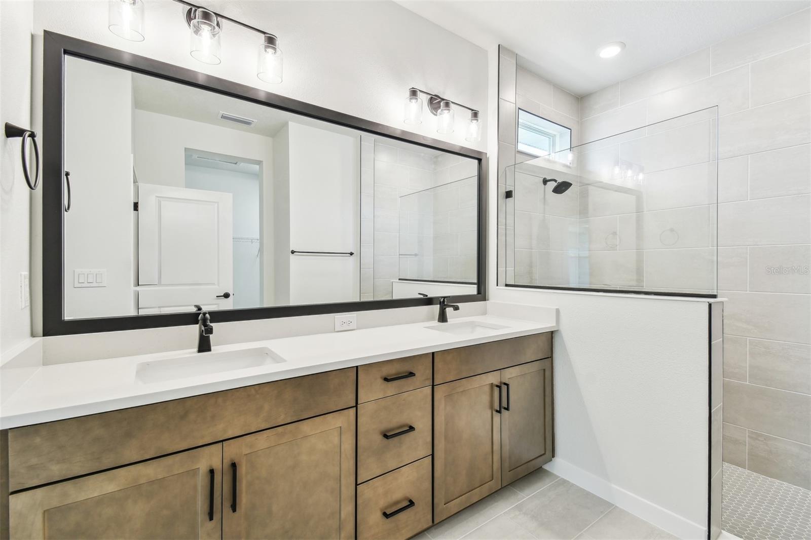 Owner's Bath