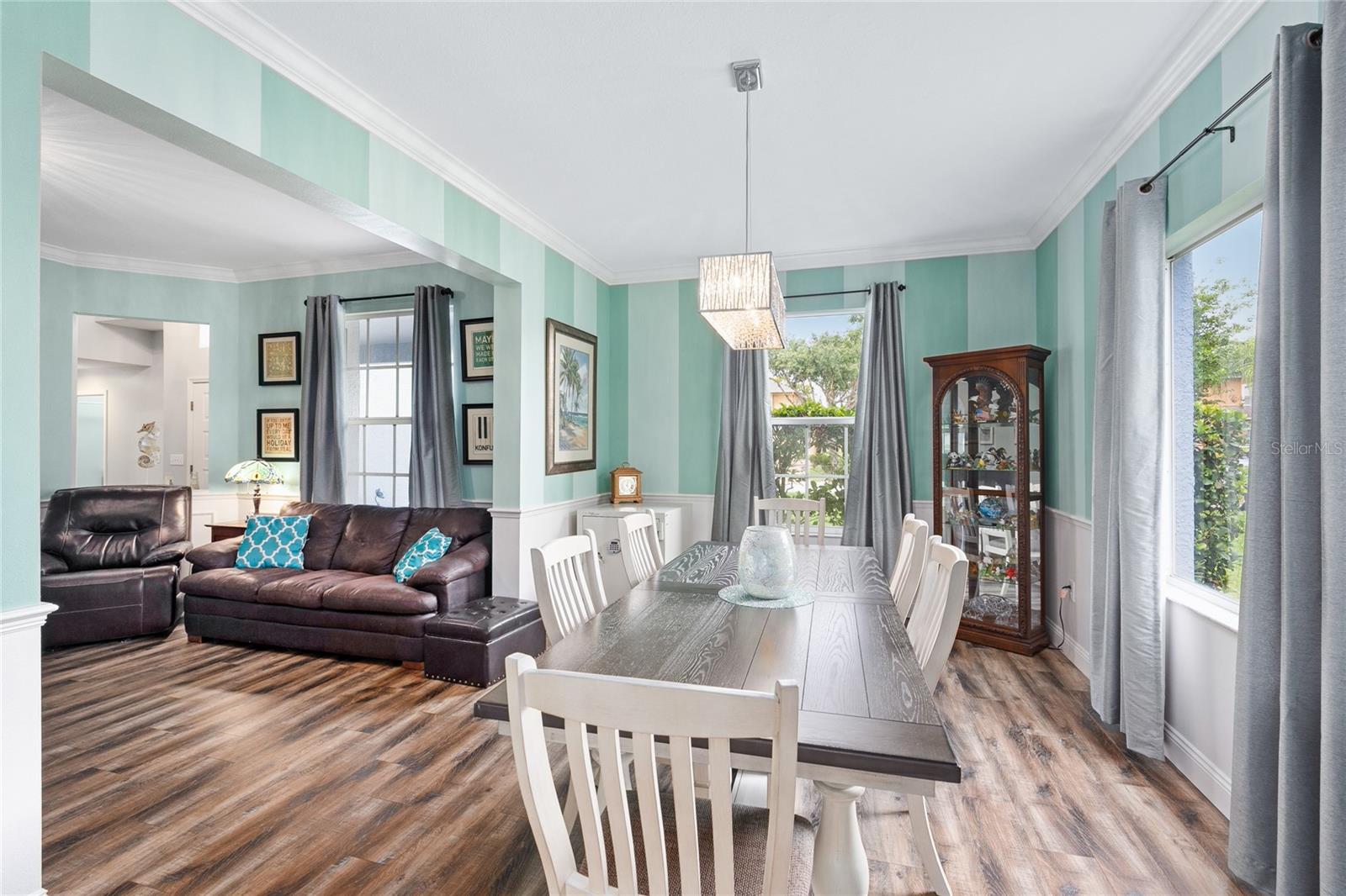 Dining/Living Room combo with vinyl flooring