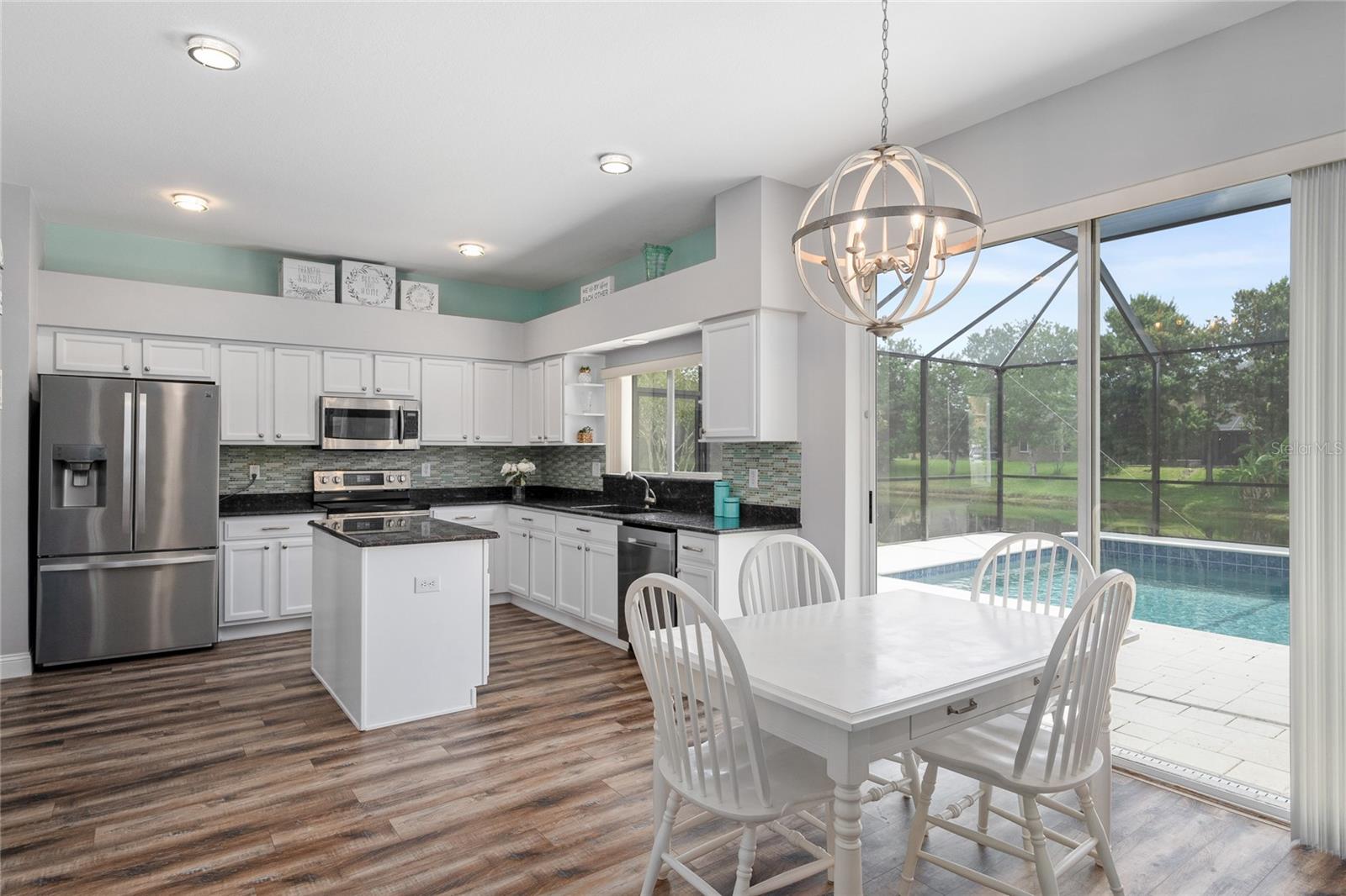 Expansive Kitchen with dinette