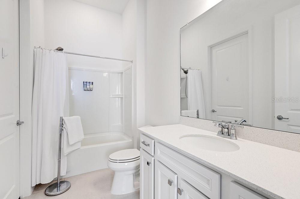 Front/2nd ensuite