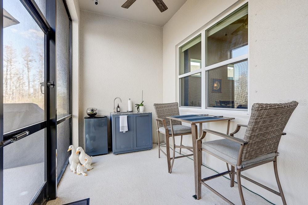 Screened Lanai, great for indoor outdoor living