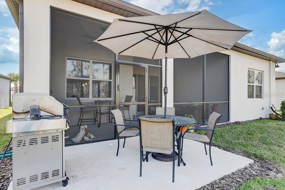 Outdoor extended patio, great for grill, smoker or firepit