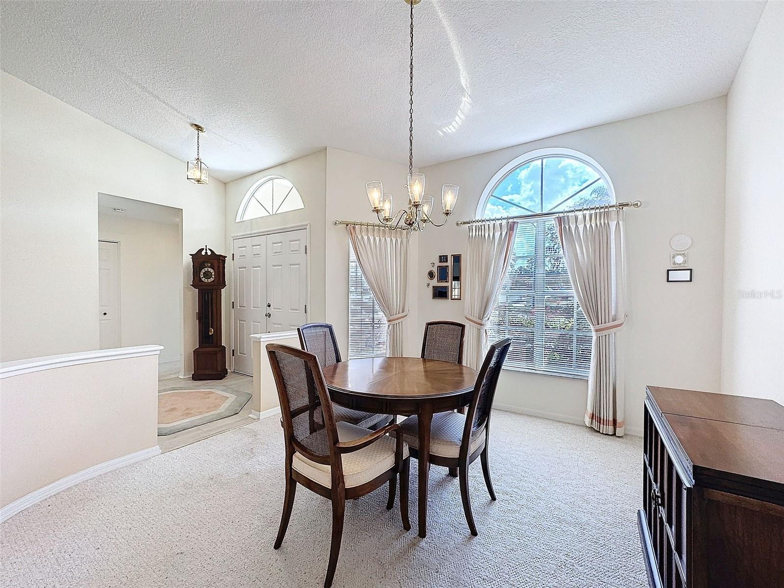 Light and Bright Dining Room