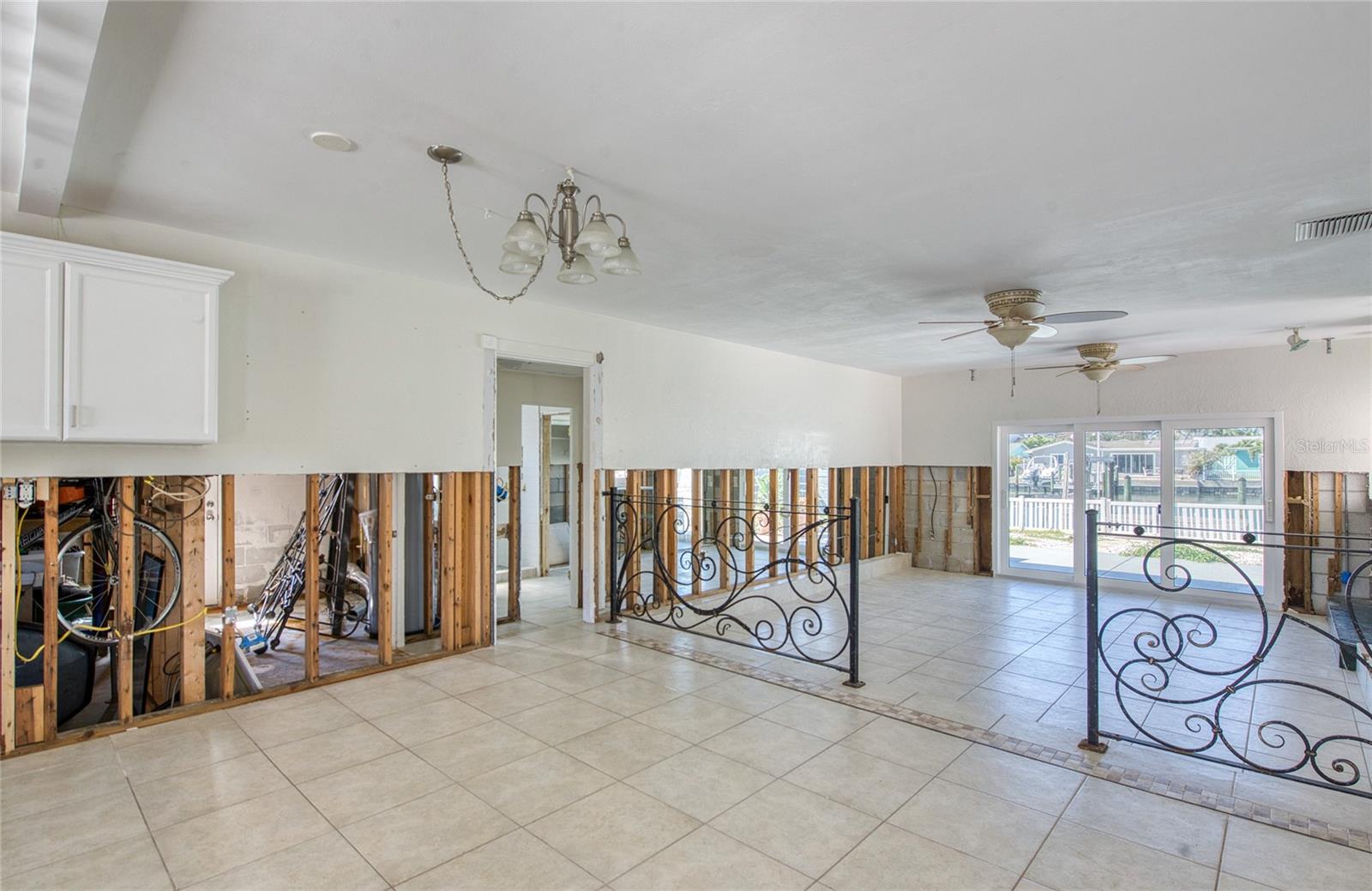 Kitchen/Living Room