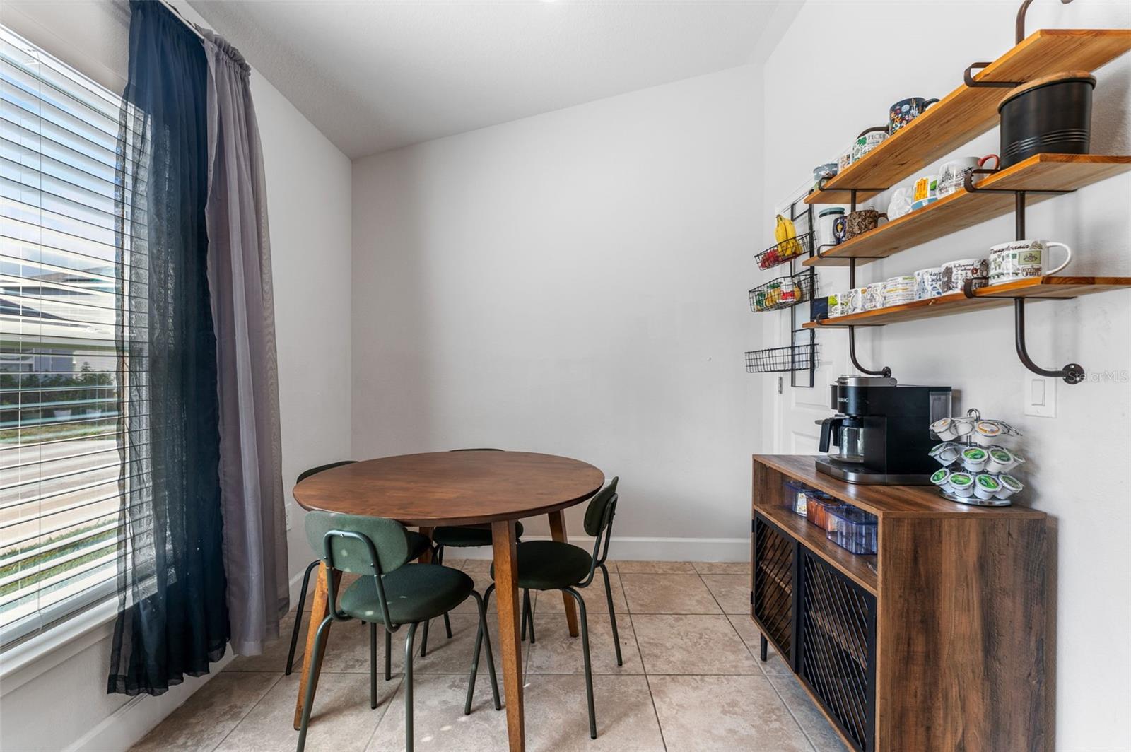 Dining Room/Pantry